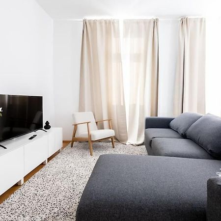 Orestaliving- 3Br On The Daube Canal/Friedensbruecke Vienna Luaran gambar